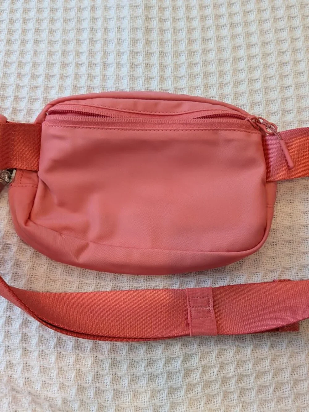 LULULEMON Everywhere Belt Bag - Coral color - Like New